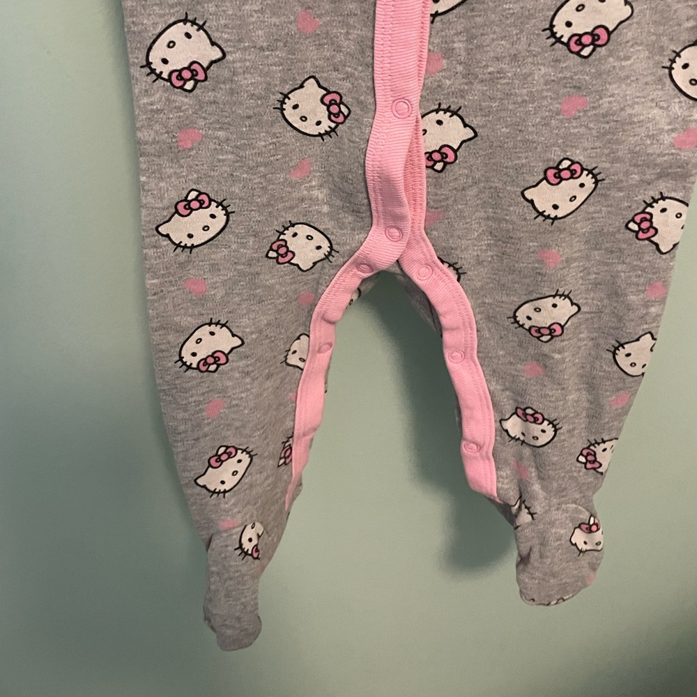 Hello Kitty Sleeper - Picture 3 of 6
